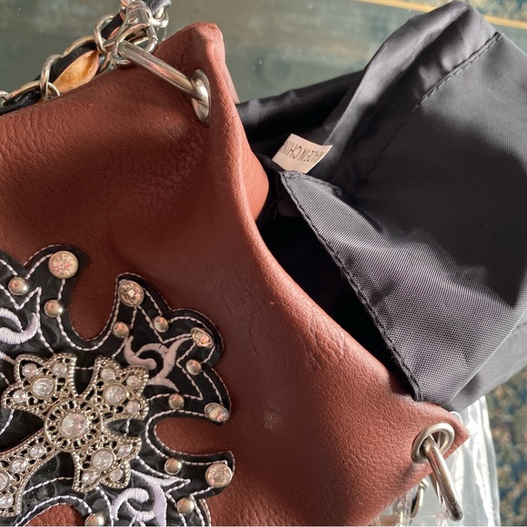 Biker’s. Crossbody Bag - Picture 4 of 17